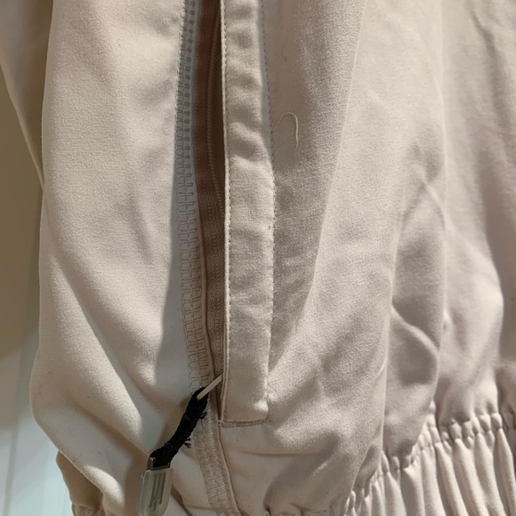 NEW - Adidas Pull Over Windbreaker - Picture 5 of 8